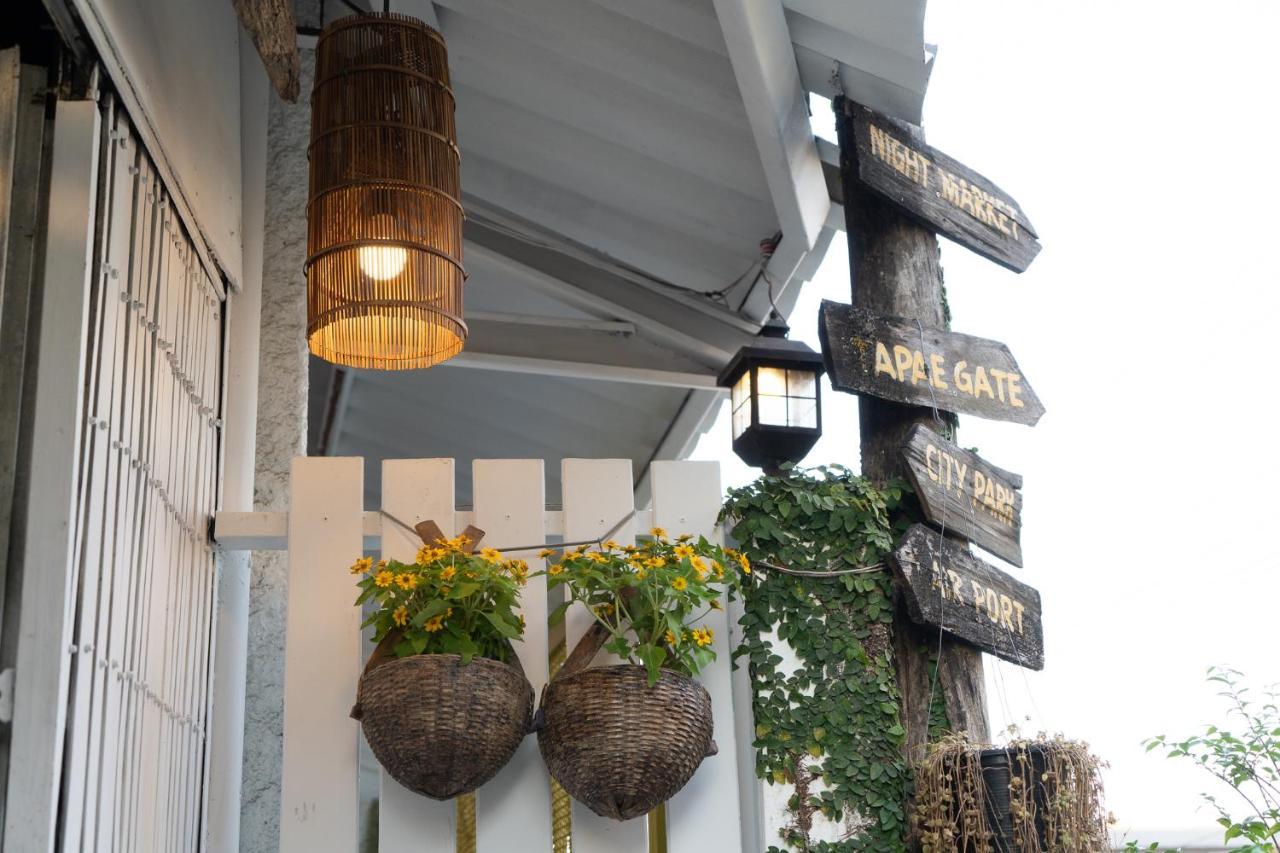 Past Tense Hostel Chiang Mai Exterior foto