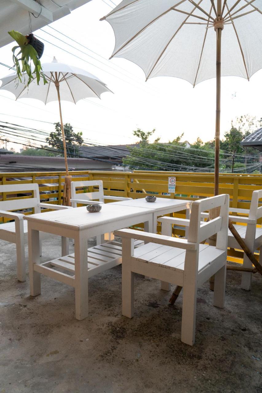 Past Tense Hostel Chiang Mai Exterior foto